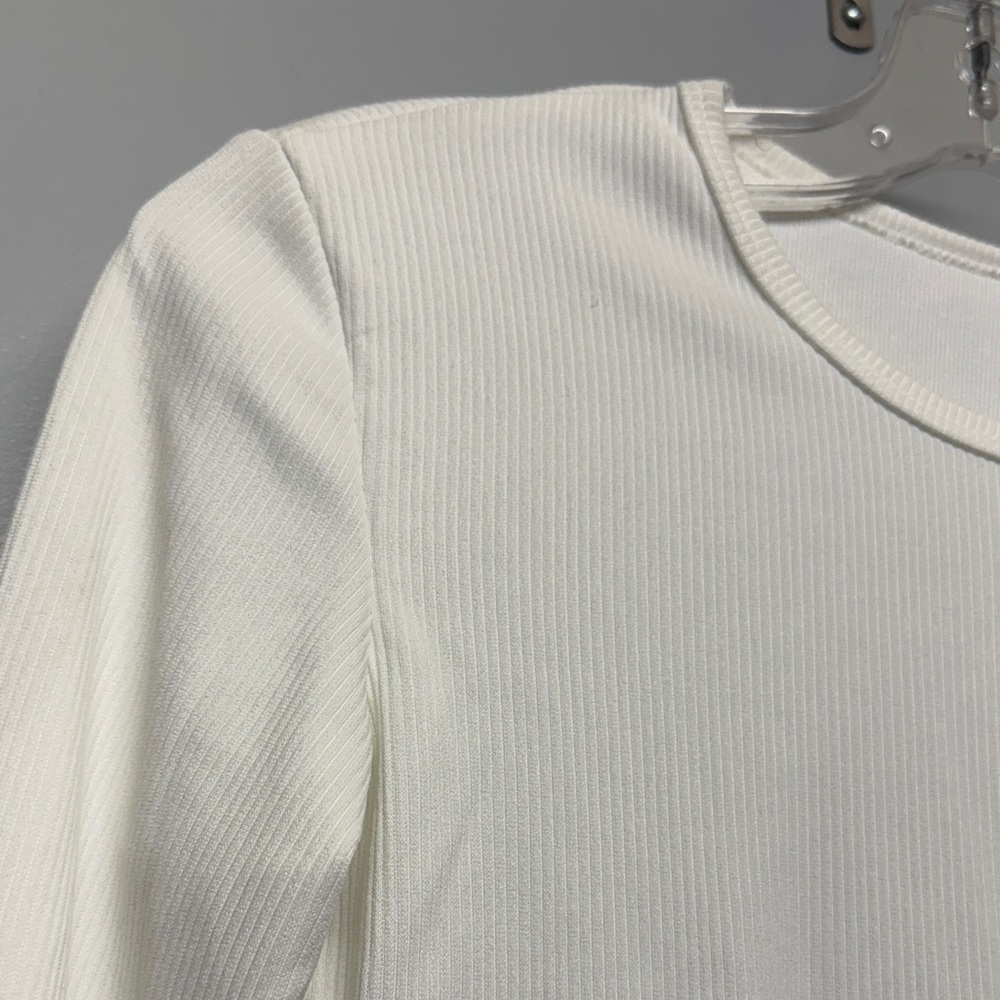 White Ribbed Long Sleeve Crop Top with Rhinestone Detail SIZE L - Picture 4 of 6
